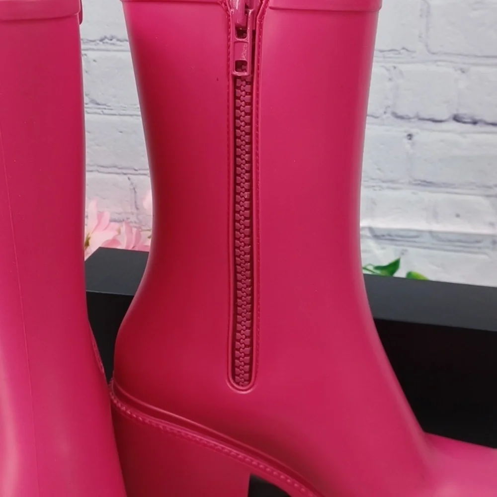 I.N.C. Everett Rain Boot NWOB